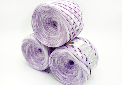 Ar rokām krāsota dzija Nr.12