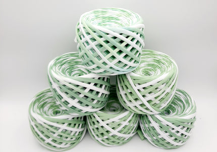 Hand dyed  yarn Nr.18