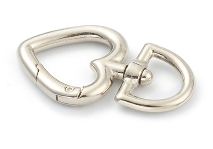 Metal ring with clasp "heart"